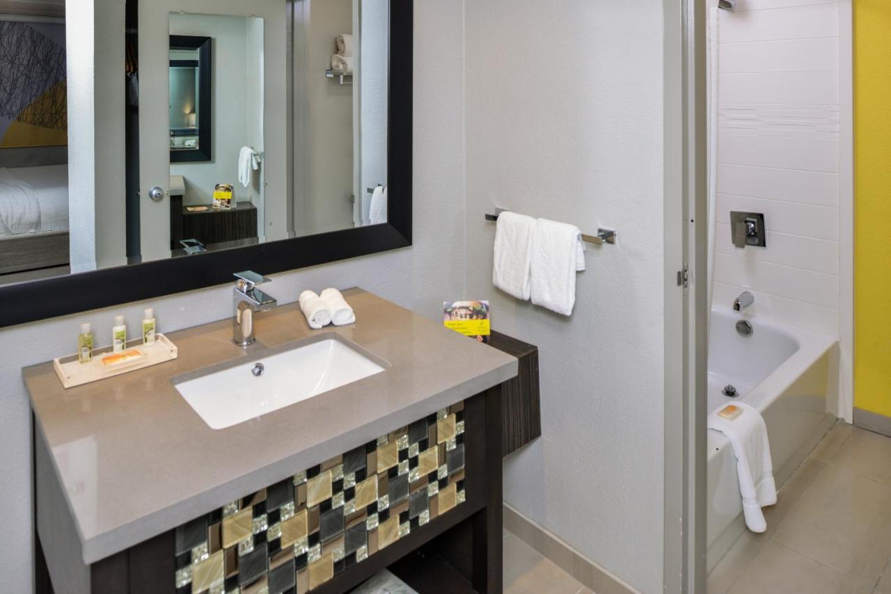Holiday Inn Dallas-Richardson By Ihg Екстериор снимка
